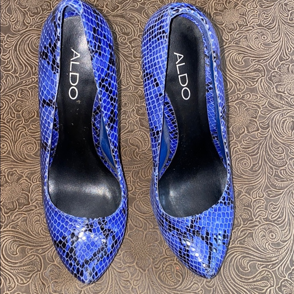 Aldo pumps blue snake skin